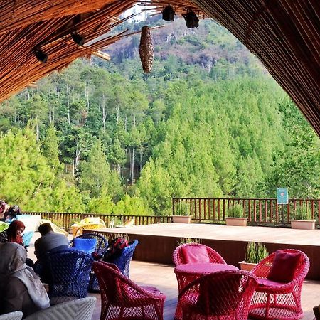 The Lodge Maribaya Cikareumbi Ngoại thất bức ảnh