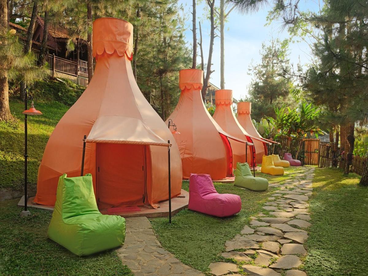 The Lodge Maribaya Cikareumbi Ngoại thất bức ảnh