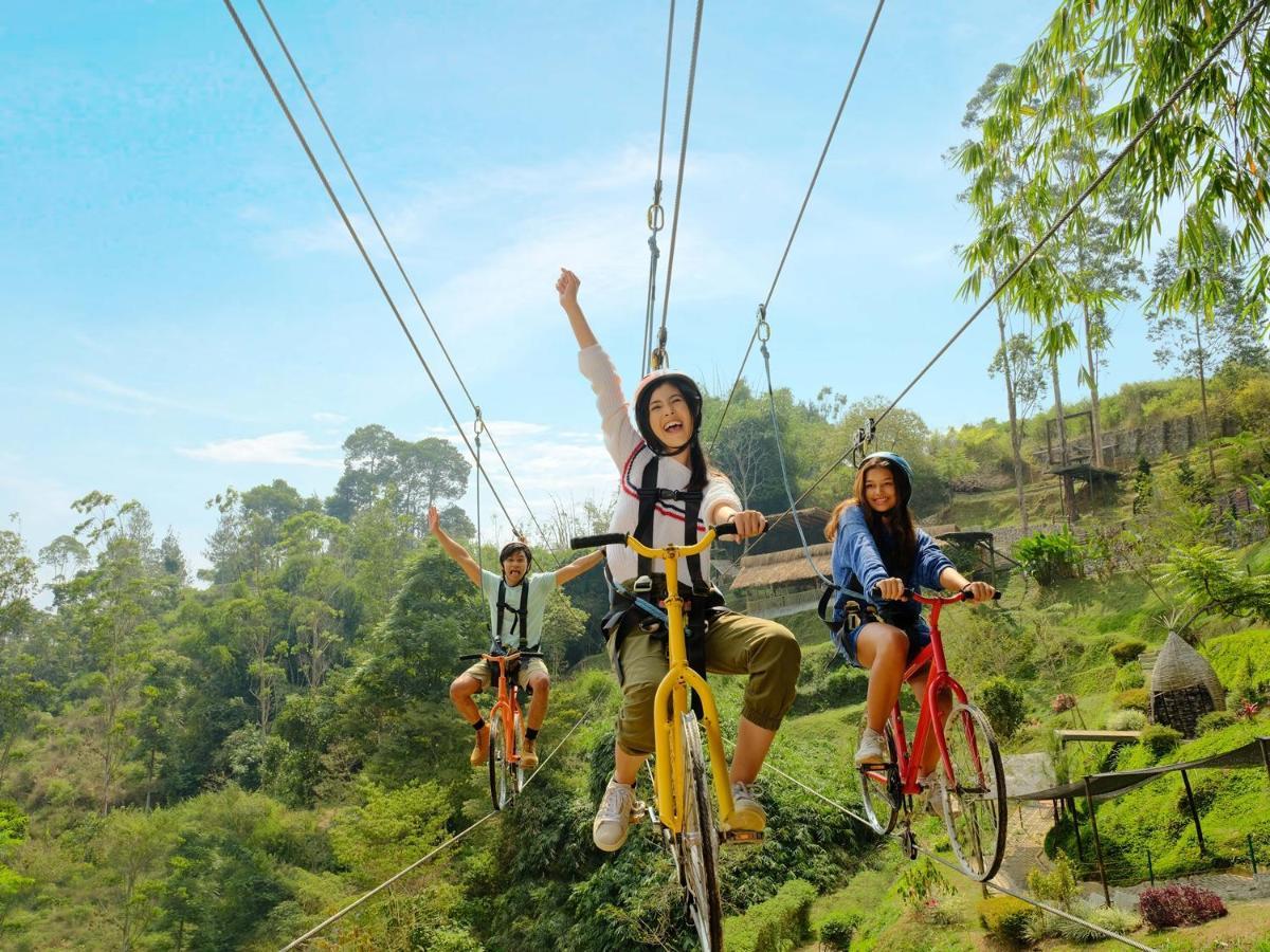 The Lodge Maribaya Cikareumbi Ngoại thất bức ảnh
