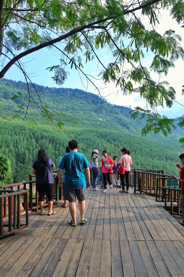 The Lodge Maribaya Cikareumbi Ngoại thất bức ảnh