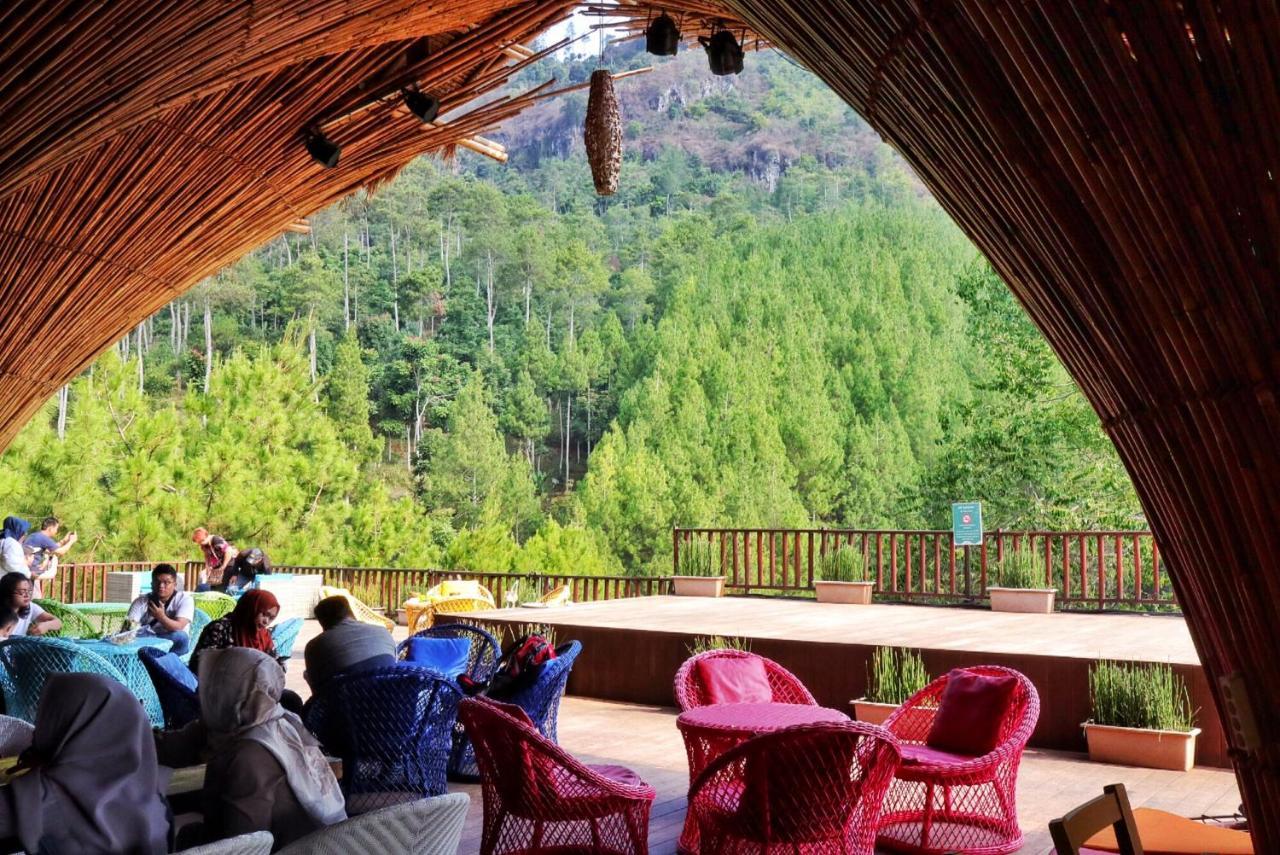 The Lodge Maribaya Cikareumbi Ngoại thất bức ảnh