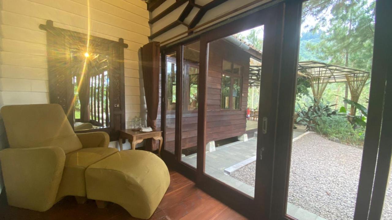 The Lodge Maribaya Cikareumbi Ngoại thất bức ảnh